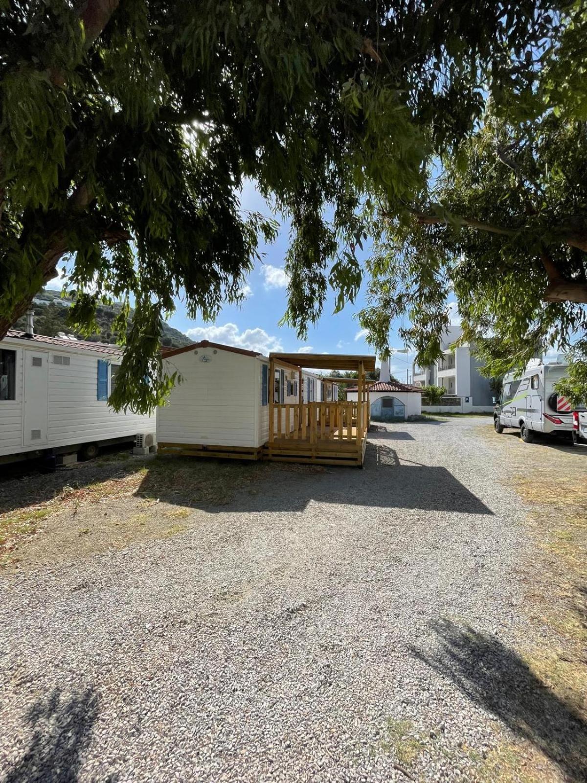 Happy Camp Mobilehomes In Camping Apollonia Plakias Exterior photo